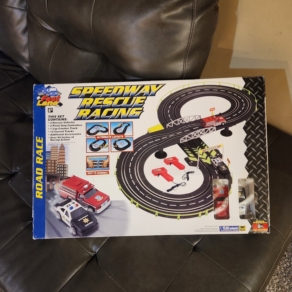 Vintage Fast Lane Speedway Rescue Racing Track. Complete. Works.